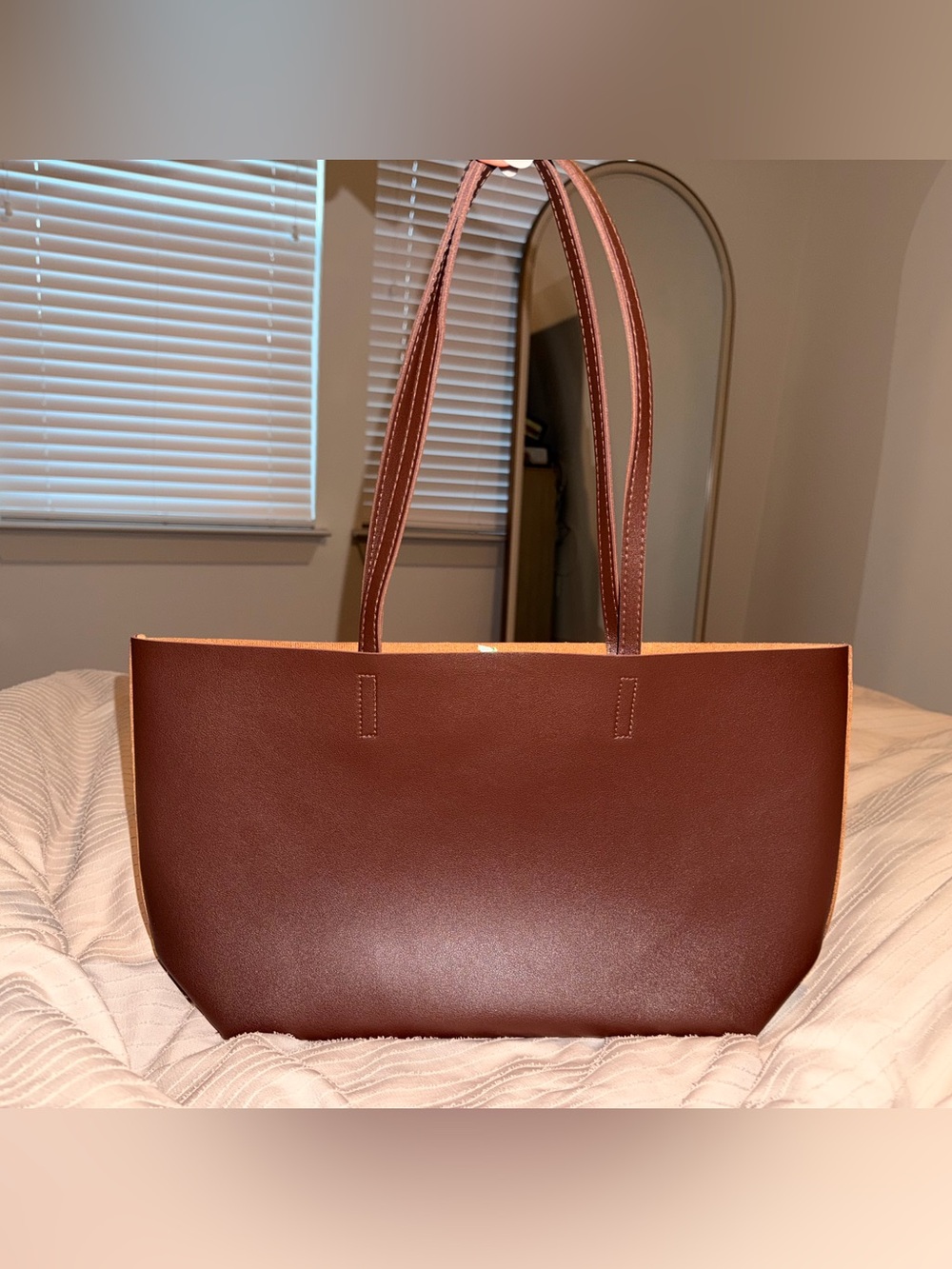 Classic Brown Leather Tote Bag - Stylish Everyday Carry